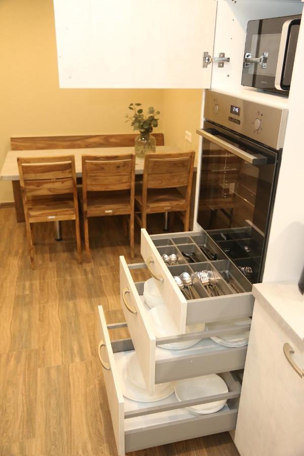 Apartment Tomm By Europa-Park & Rulantica Rust Bagian luar foto